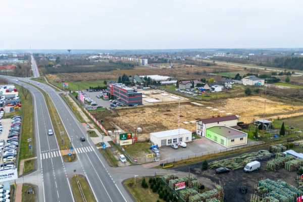 powiat piaseczyński, Tarczyn, Aleja Krakowska, Lokal po warsztacie bezpośrednio przy trasie S7