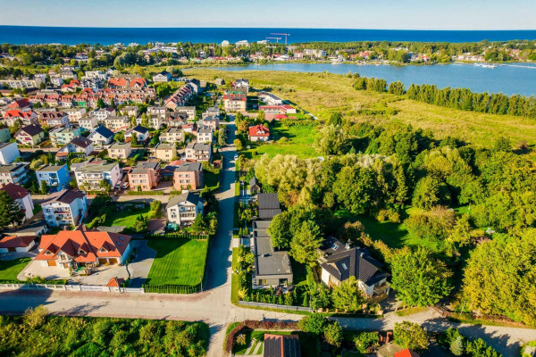 powiat koszaliński, Mielno, Adama Asnyka, Dom i biznes nad morzem w jednym. ROI 6 &ndash; 8%.