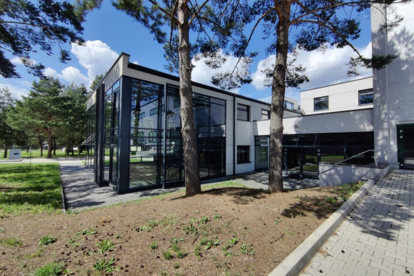 powiat Kielce, Kielce, Nowoczesna hala z biurem przy trasie ekspresowej