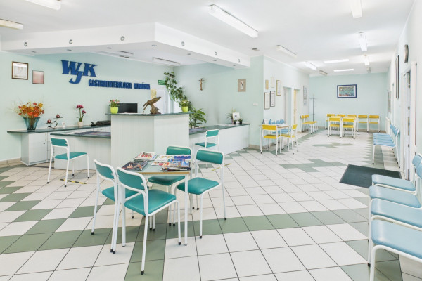 powiat Konin, Konin, Przychodnia specjalistyczna z zabiegami | apteka