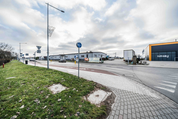 powiat poznański, Kostrzyn, Półwiejska, Obiekt magazynowo–produkcyjny| Kostrzyn